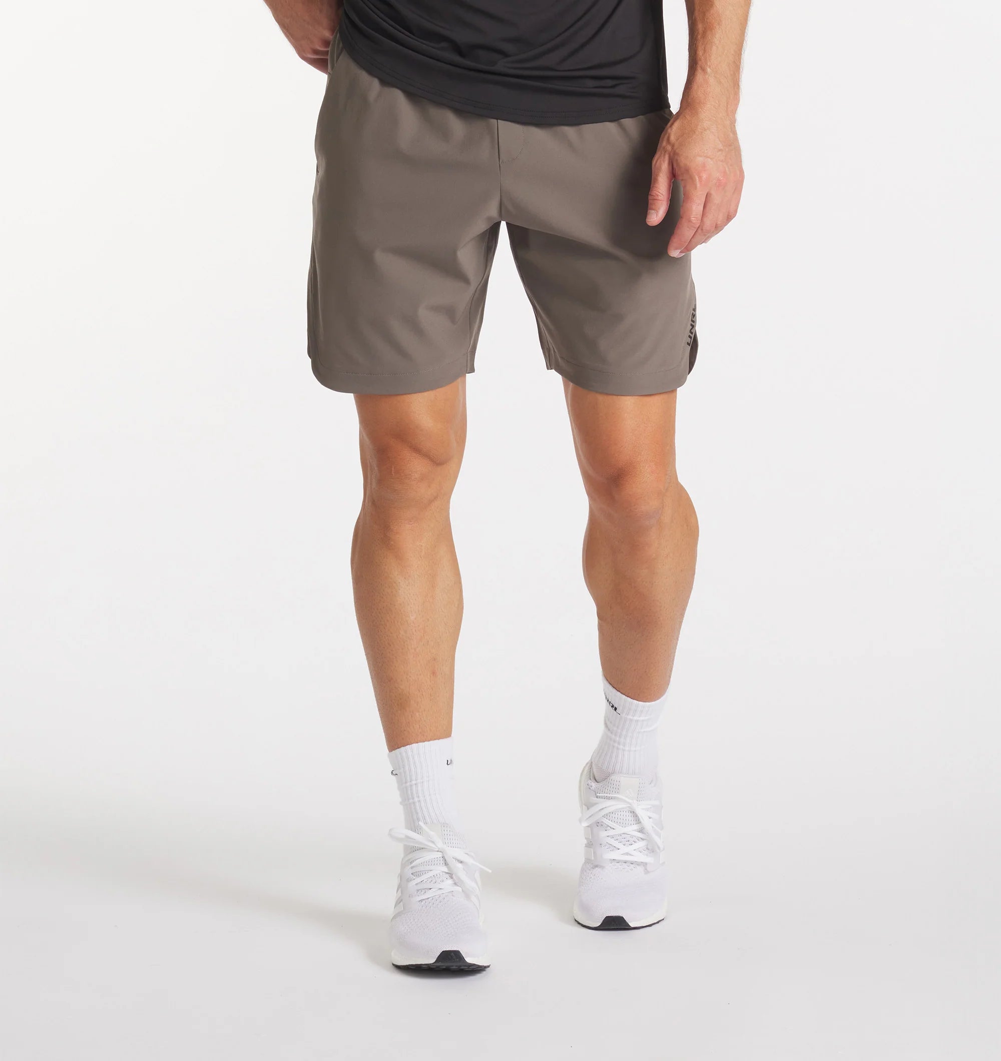 Men's UNRL Daybreaker Short 7.5" | Dark Taupe